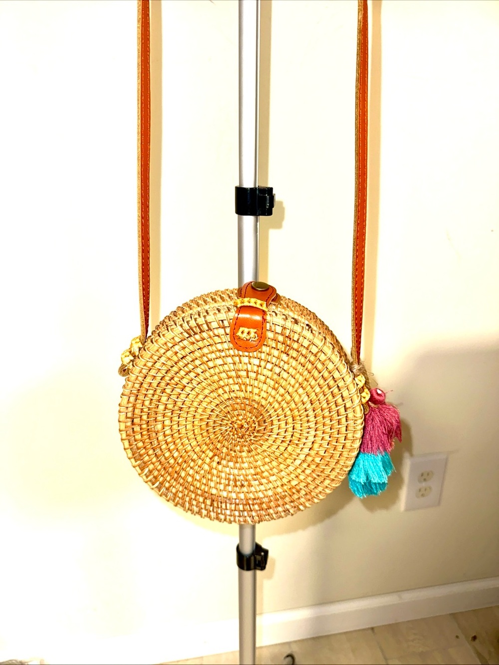 Round Straw Crossbody Bag with Tassel - Natural Tan